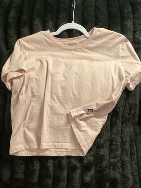 Vans Women’s Pale Pink Crew Neck Tee - Cute!